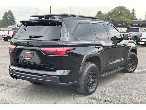 Used 2025 Toyota Sequoia TRD Pro AWD/4WD image 15