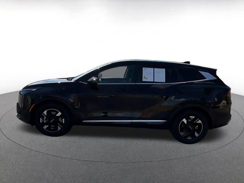 Used 2026 Kia Sportage LX FWD image 8