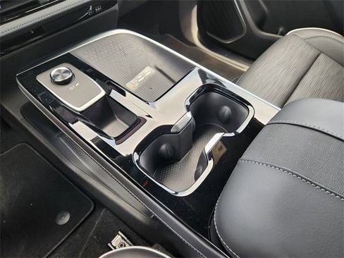 New 2025 Buick Enclave Sport Touring w/ Super Cruise Package image 15