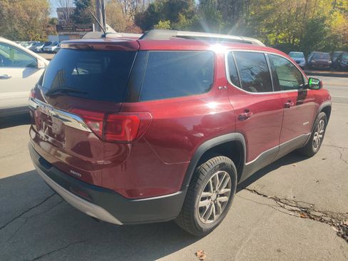 Used 2018 GMC Acadia SLE image 6