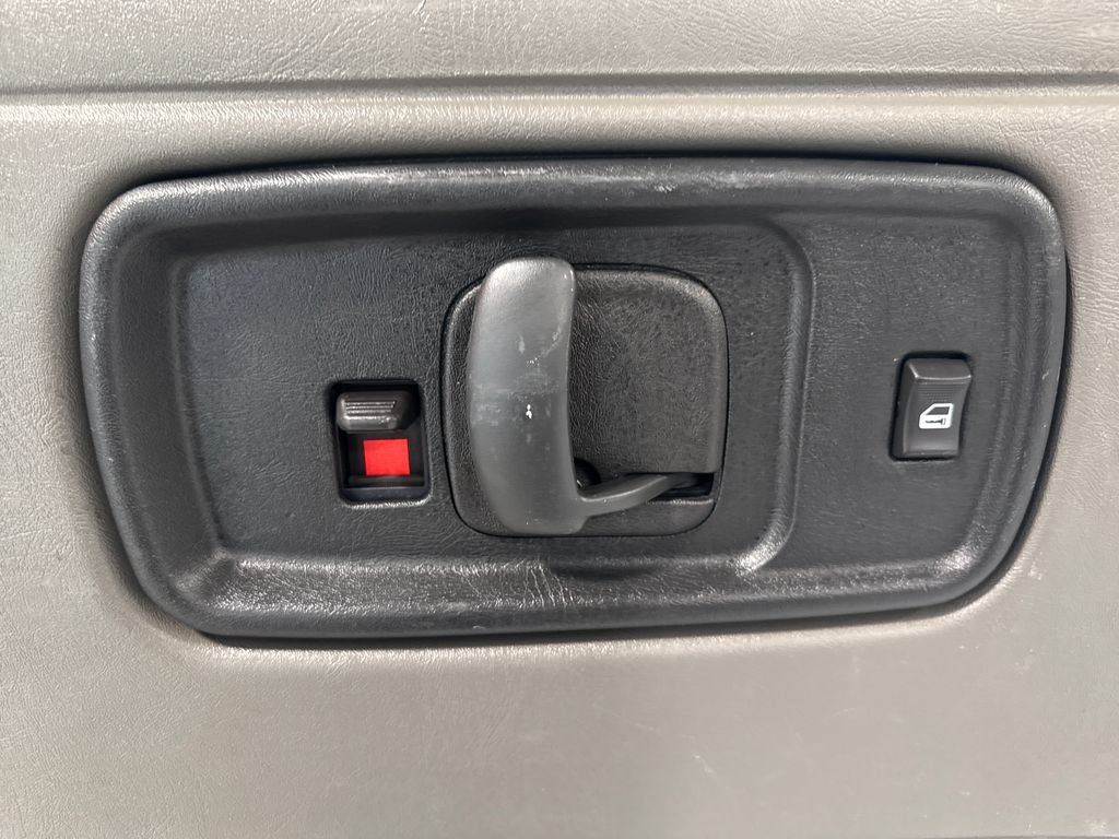 Used 2016 Chevrolet Express 2500 LT w/ LT Preferred Equipment Group RWD image 37