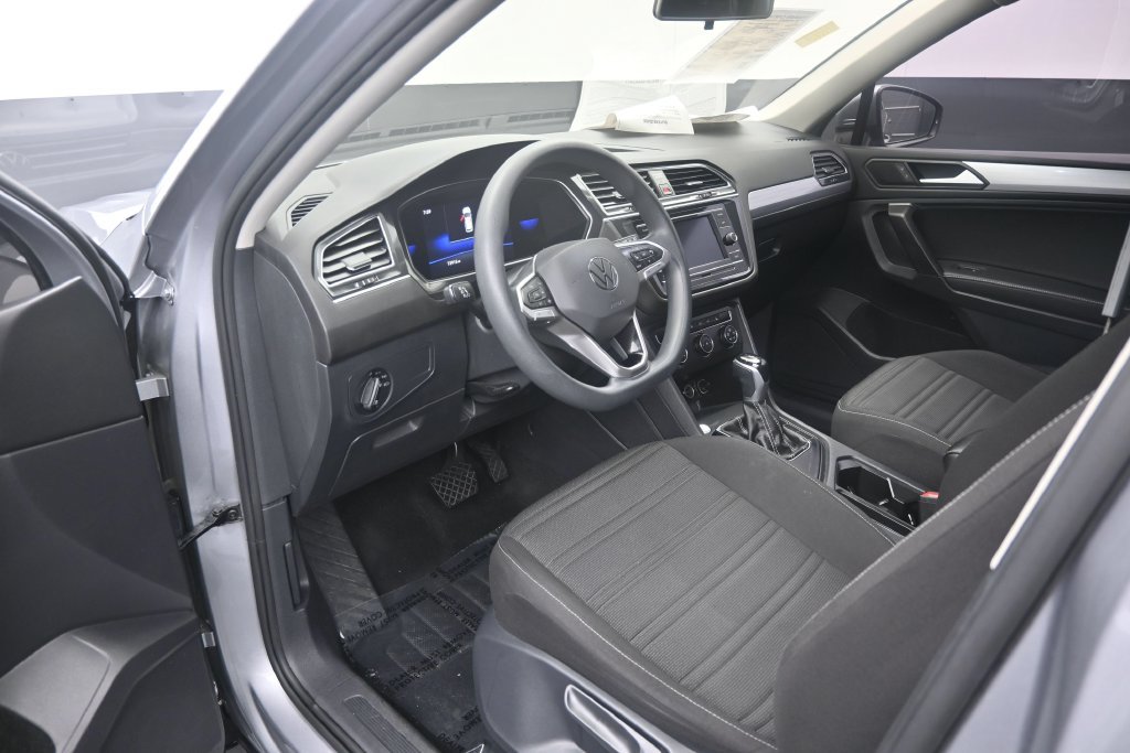 Used 2022 Volkswagen Tiguan S FWD image 10