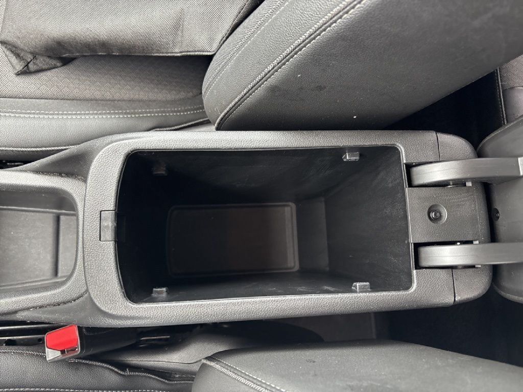 Used 2025 Buick Encore GX Preferred AWD/4WD image 49