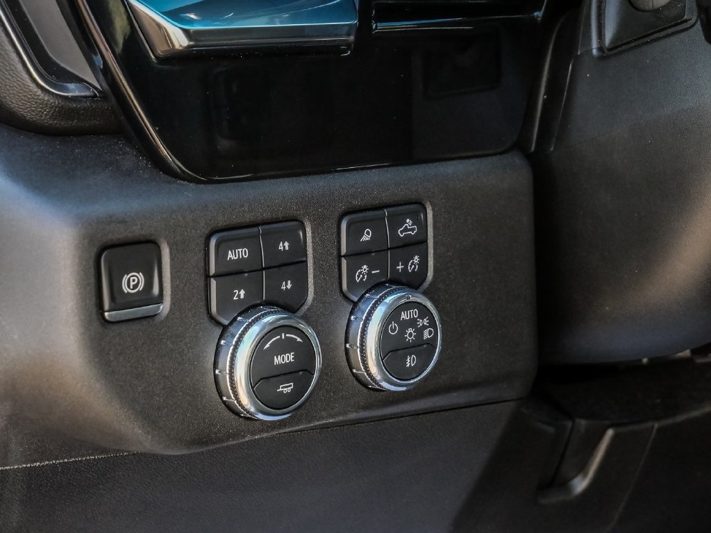 Used 2025 GMC Sierra 1500 Elevation w/ Elevation Premium Package AWD/4WD image 35