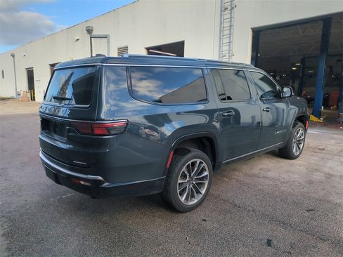 Used 2023 Jeep Wagoneer L Series III w/ Premium Group I image 6