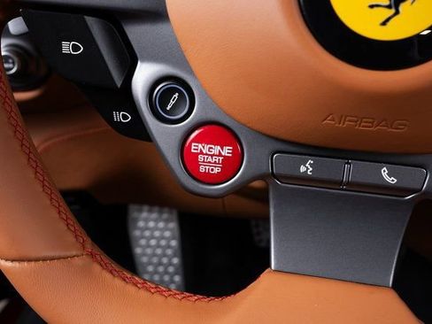 Certified 2019 Ferrari Portofino image 43