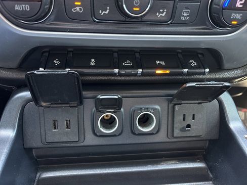 Used 2018 GMC Sierra 1500 SLT w/ Texas SLT Premium Package image 18