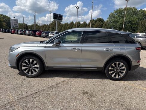 Used 2022 Lincoln Corsair Reserve w/ Equipment Group 201A image 4