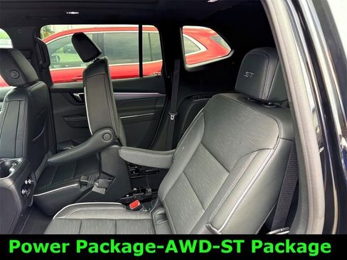 New 2026 Buick Enclave Sport Touring w/ Power Package image 10