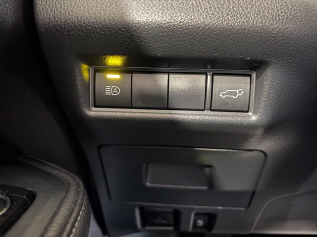 Used 2024 Toyota Grand Highlander AWD image 18