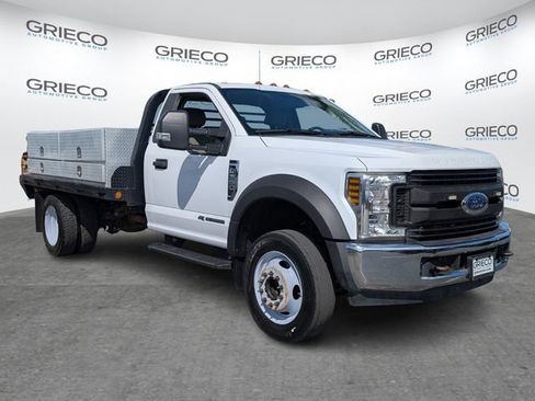 Used 2019 Ford F550 2WD Regular Cab Super Duty image 1