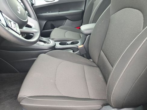 Used 2024 Kia Forte LXS FWD image 15