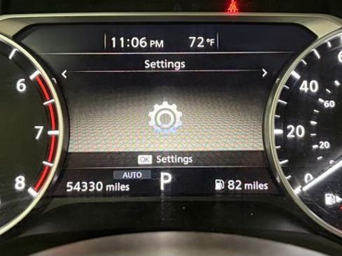 Used 2023 Nissan Rogue S image 18