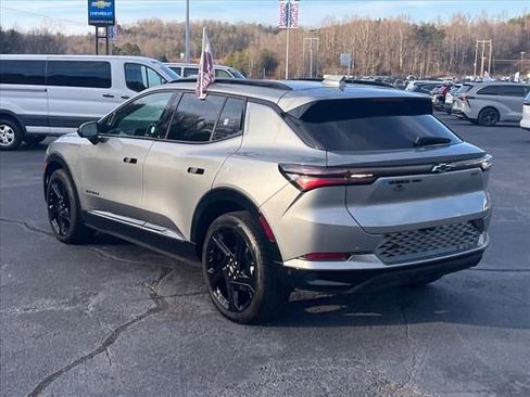 New 2024 Chevrolet Equinox EV RS image 3