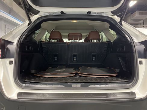 Used 2020 Subaru Outback Touring AWD/4WD image 38
