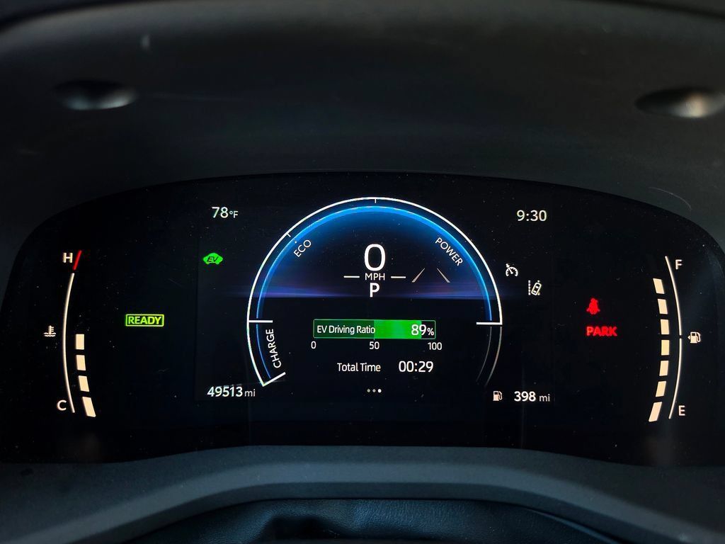 Used 2025 Toyota Camry SE FWD image 26