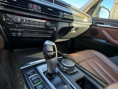 Used 2015 BMW X5 xDrive35i w/ Premium Package image 16