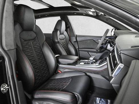 Used 2022 Audi RS Q8 image 22