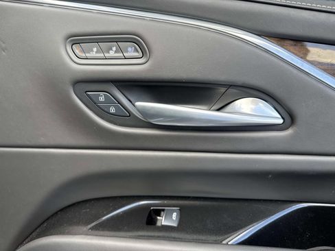 Used 2024 Cadillac Escalade Sport Platinum w/ LPO, ONYX Package image 15