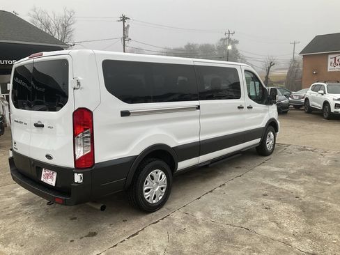 Used 2023 Ford Transit 350 XLT RWD image 3
