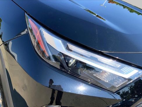 Used 2024 Toyota RAV4 XLE FWD image 26
