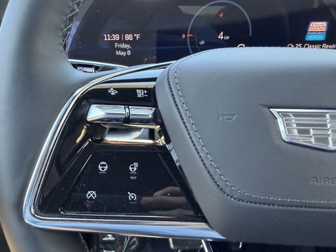Certified 2025 Cadillac Lyriq Luxury w/ Nappa Leather Package RWD image 25