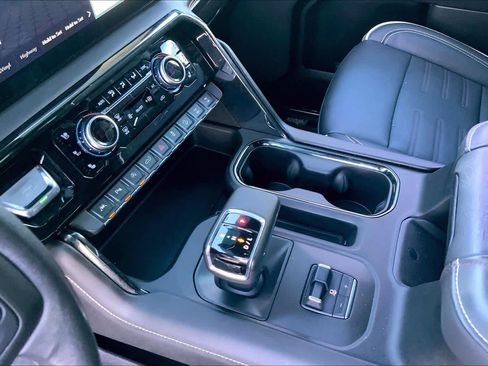 Used 2024 GMC Sierra 1500 AT4X w/ AT4X AEV Edition image 16