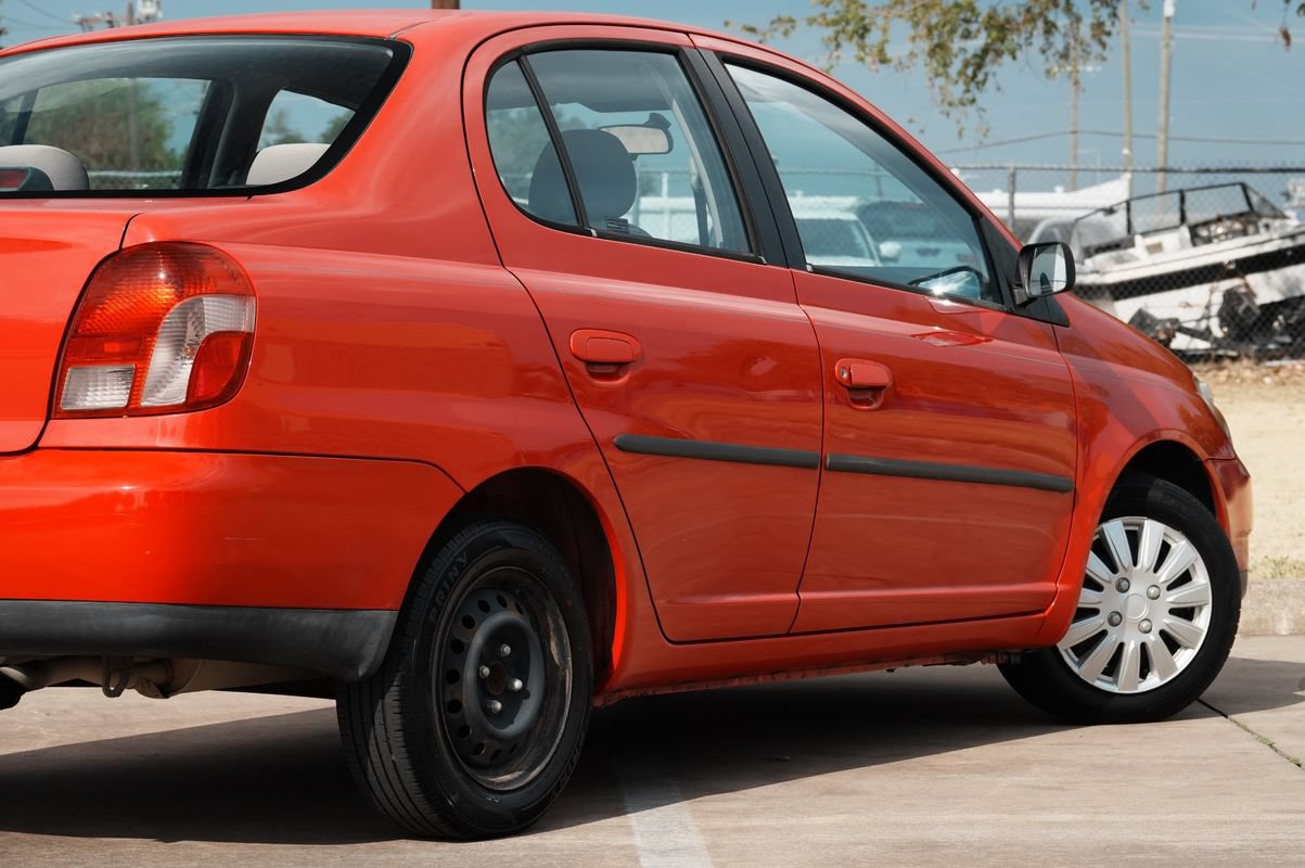 Used 2001 Toyota Echo Sedan FWD image 35