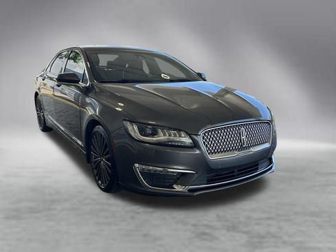 Used 2018 Lincoln MKZ Reserve w/ Technology Package FWD image 2