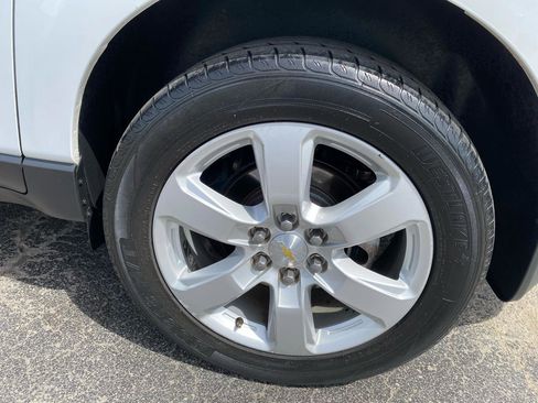 Used 2017 Chevrolet Traverse LT w/ Style and Technology Package FWD image 26
