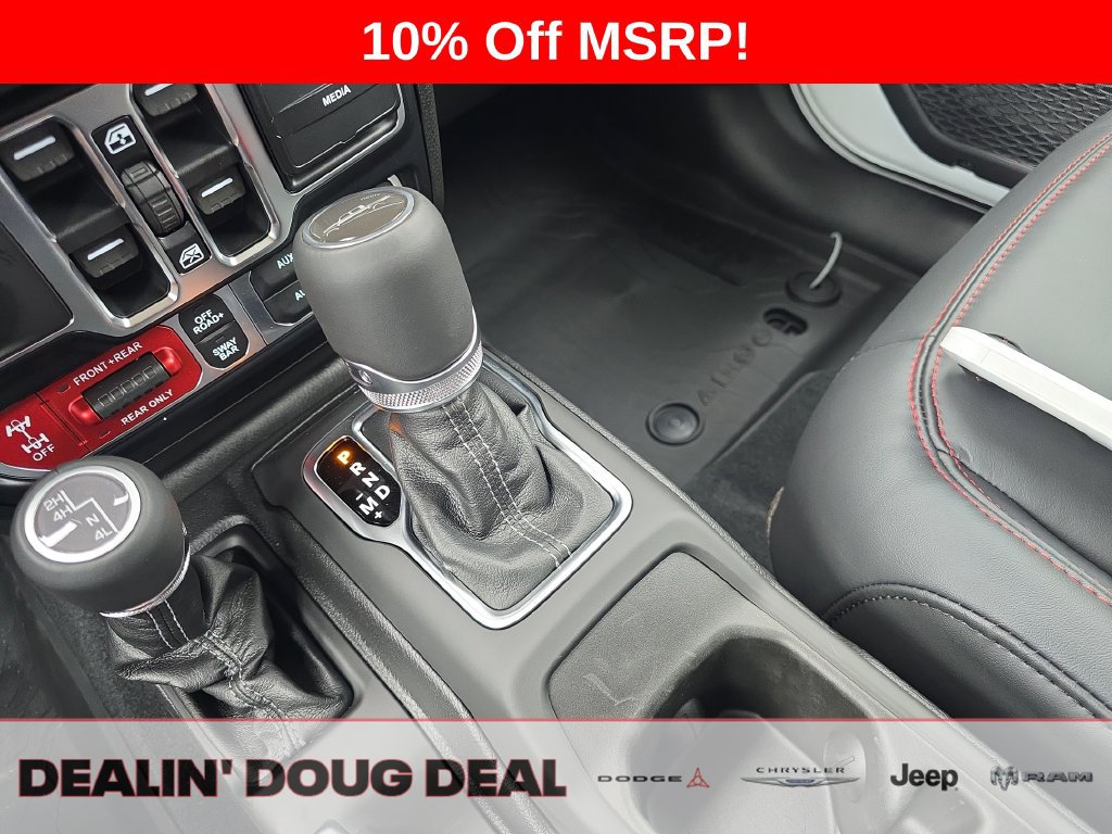 New 2026 Jeep Gladiator Rubicon w/ Steel Power Dome Hood Package AWD/4WD image 28