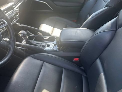 Used 2024 Kia Telluride S w/ S Sunroof Package FWD image 2