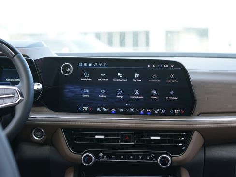 New 2026 Chevrolet Suburban High Country image 25