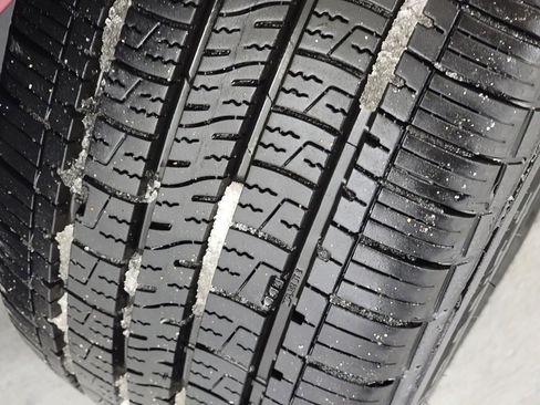 Used 2020 Toyota Camry XLE image 30