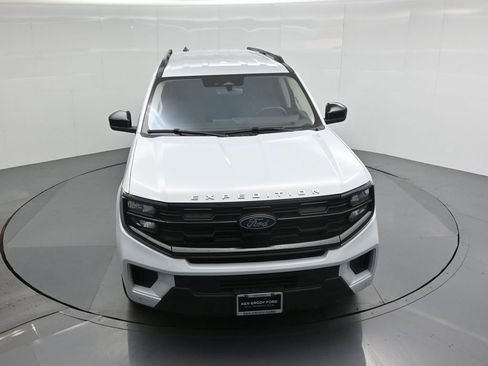 Used 2025 Ford Expedition Max Active RWD image 35