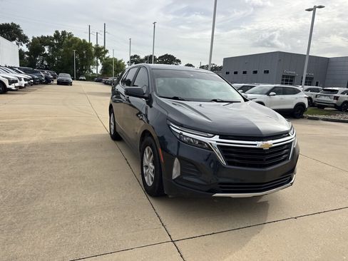 Used 2023 Chevrolet Equinox LT FWD image 9