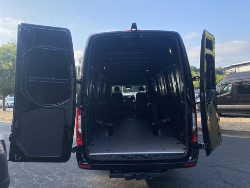 New 2024 Mercedes-Benz Sprinter 3500 image 17