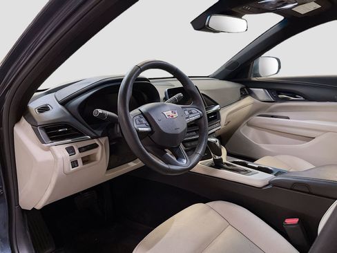Used 2025 Cadillac CT4 Premium Luxury RWD image 9