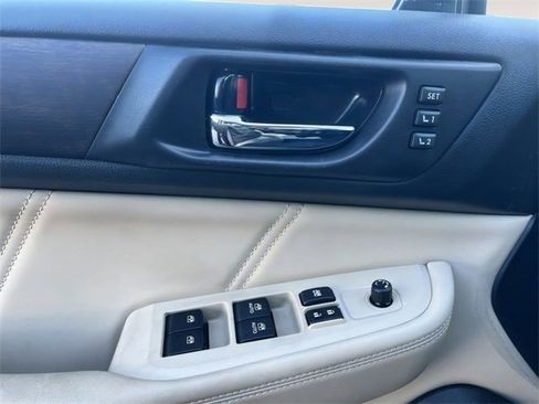 Used 2019 Subaru Outback 2.5i Limited w/ Popular Package #2 image 23