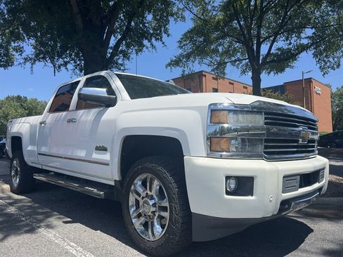 Used 2015 Chevrolet Silverado 2500 High Country w/ Duramax Plus Package AWD/4WD image 1