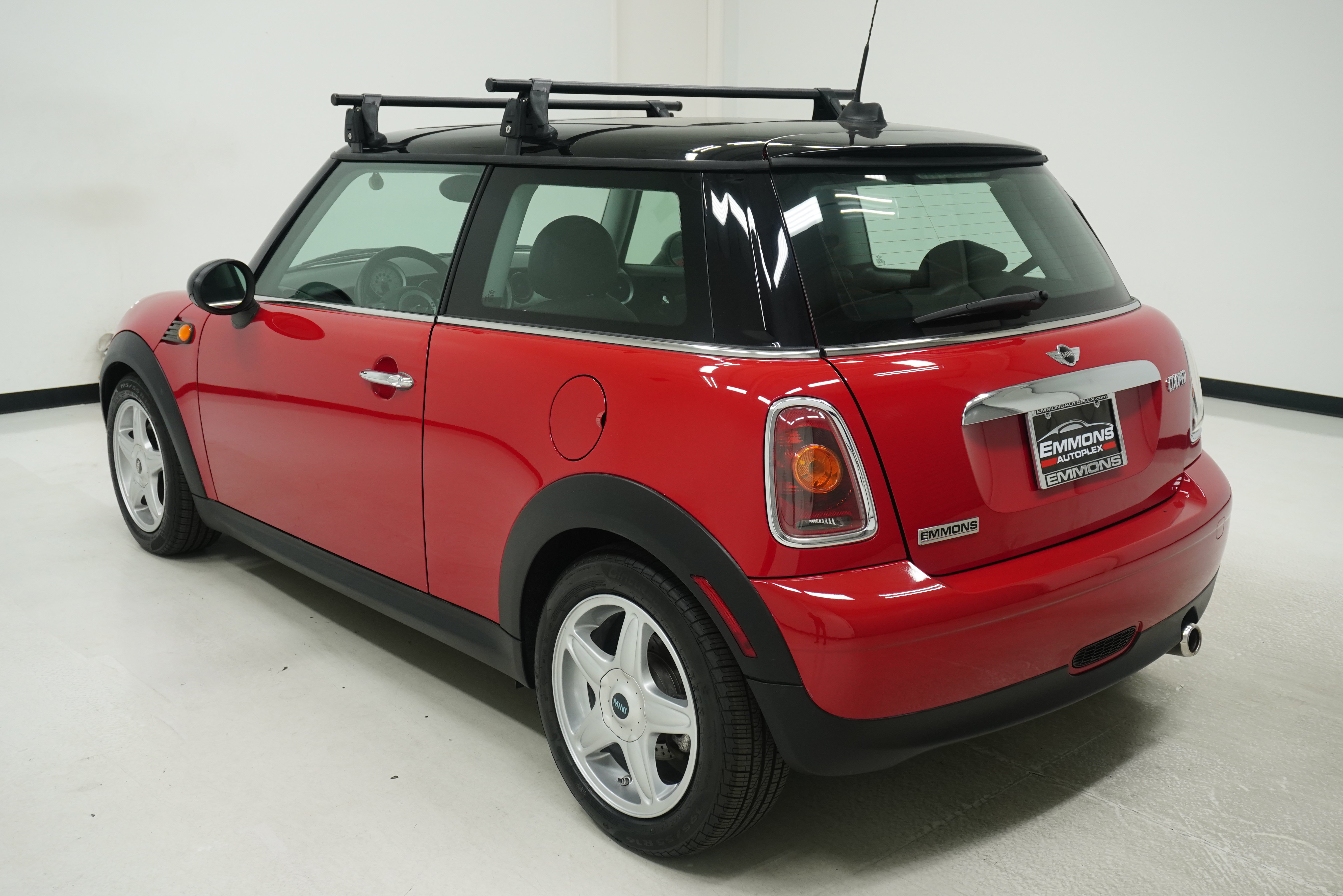 Used 2009 MINI Cooper Hardtop FWD image 6