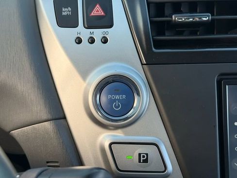 Used 2012 Toyota Prius V Three image 16