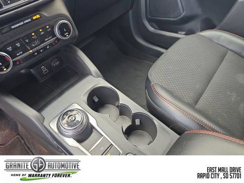 Used 2025 Ford Escape ST-Line Select AWD/4WD image 24