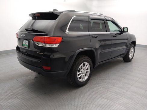 Used 2018 Jeep Grand Cherokee Laredo AWD/4WD image 10