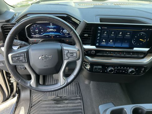 Used 2022 Chevrolet Silverado 1500 RST w/ Diesel Off-Road Package AWD/4WD image 28