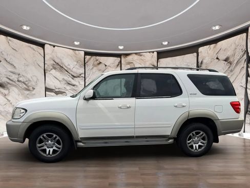 Used 2004 Toyota Sequoia SR5 RWD image 5
