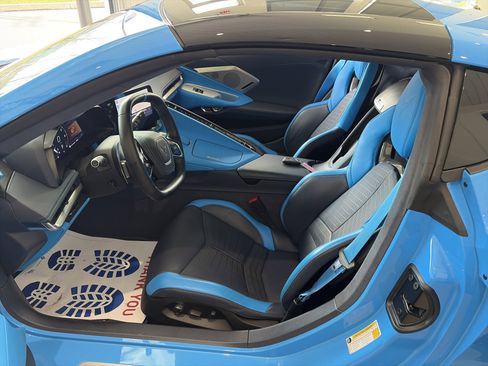 Used 2021 Chevrolet Corvette Stingray Premium Cpe w/ Z51 Performance Package image 22