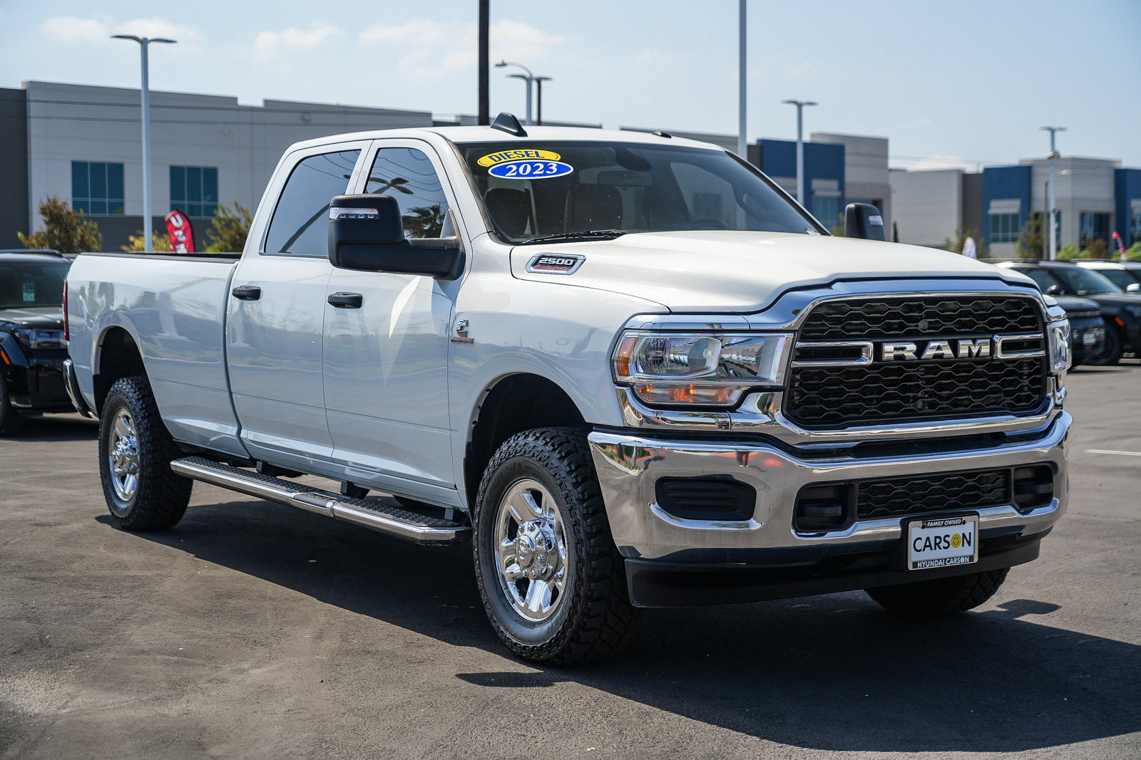 Used 2023 RAM 2500 Tradesman w/ Chrome Appearance Group AWD/4WD image 5