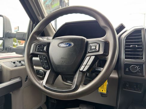 Used 2020 Ford F250 XLT w/ XLT Value Package AWD/4WD image 22