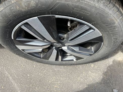 Used 2026 Nissan Rogue SL AWD/4WD image 32